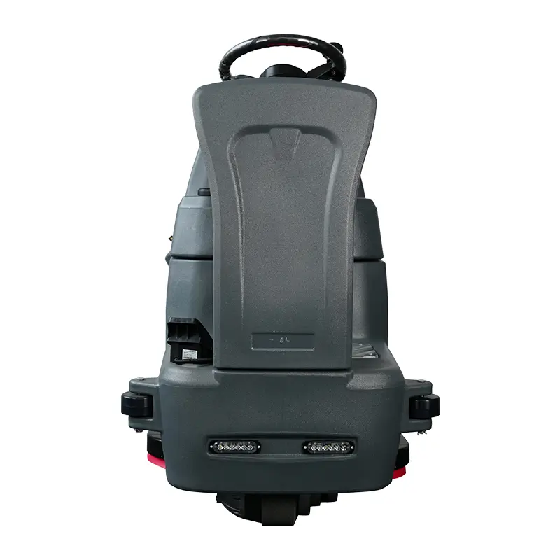Ride On K660 Floor Scrubber 3